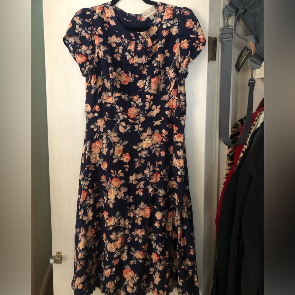 Lindy Bop Navy Floral Midi Dress
